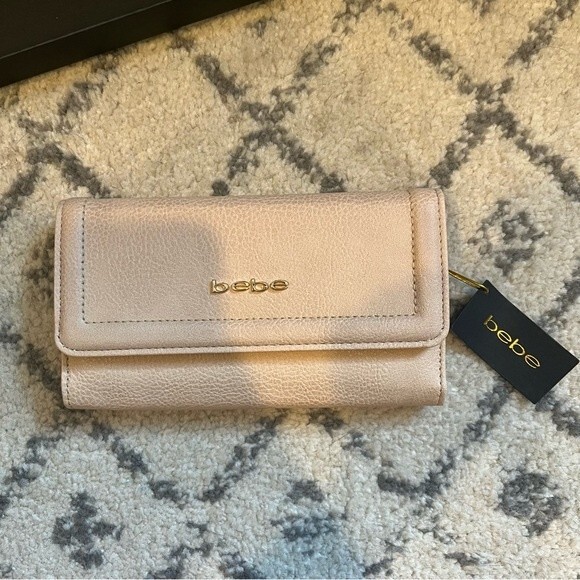 NWT Bebe Beige Alexis Flap Wallet - Picture 2 of 5